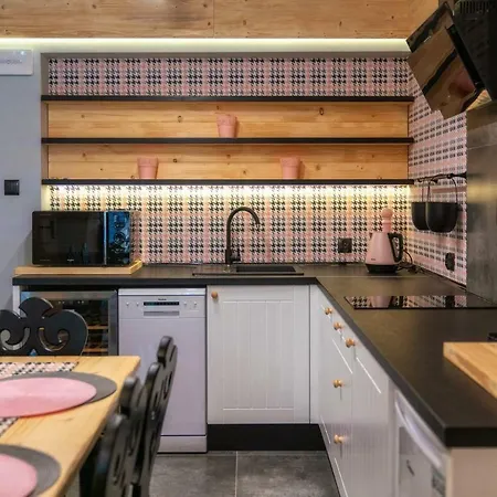 Apartment Mountain Dream